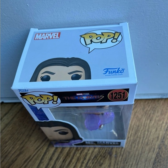 Funko Pop Ms. Marvel Figure - Picture 6 of 7